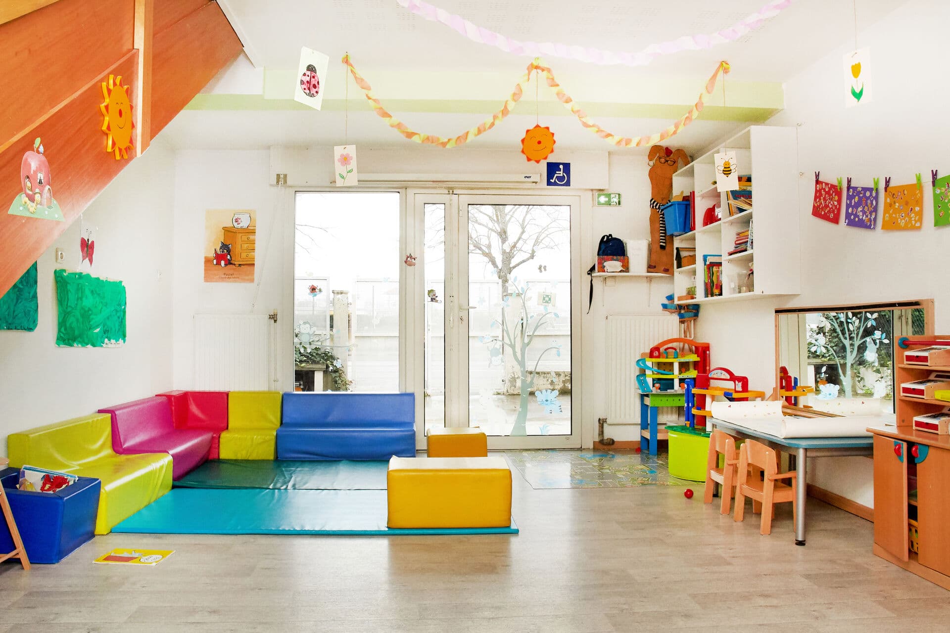 Espace intérieur de la crèche Petit à Petit (photo 11)